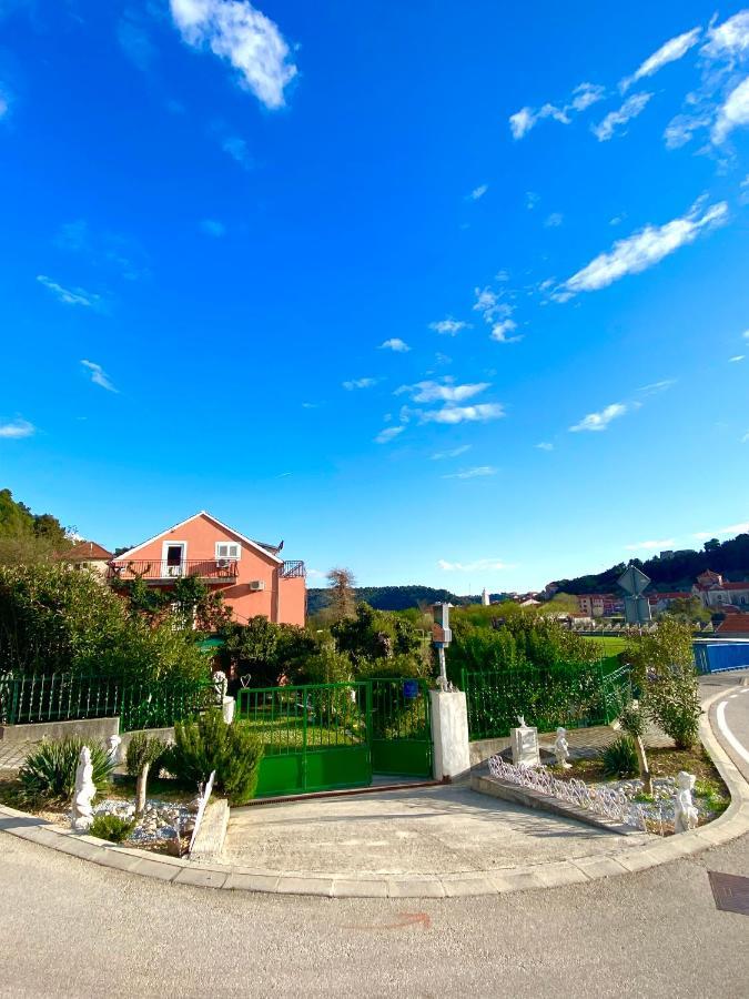 Casa Erceg Amor Vincit Omnia Skradin Exterior foto